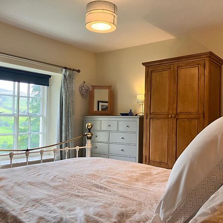 Plas Yn Yale With Mountain Views From All Windows Wrexham Kültér fotó